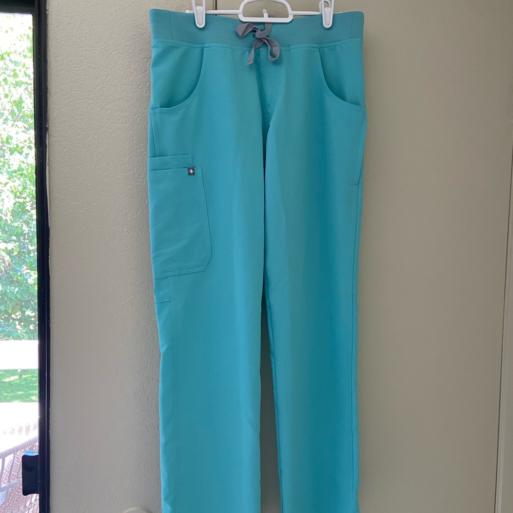 Figs Fresh Aqua Kade sz- small regular